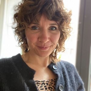 Meet your Posher, Julia